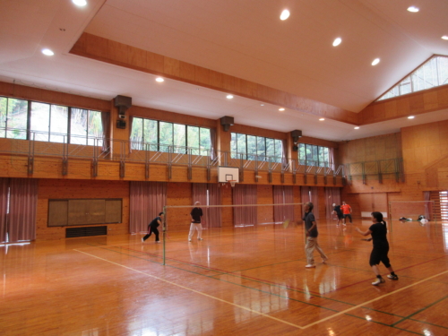 下田市民スポーツセンター 体育館 館内