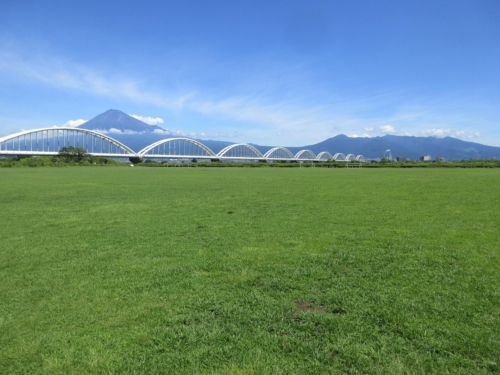 富士川河川敷憩いの広場 サッカー場2