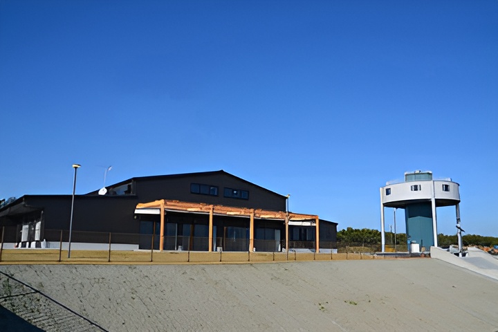 渚の交流館 渚の交流館